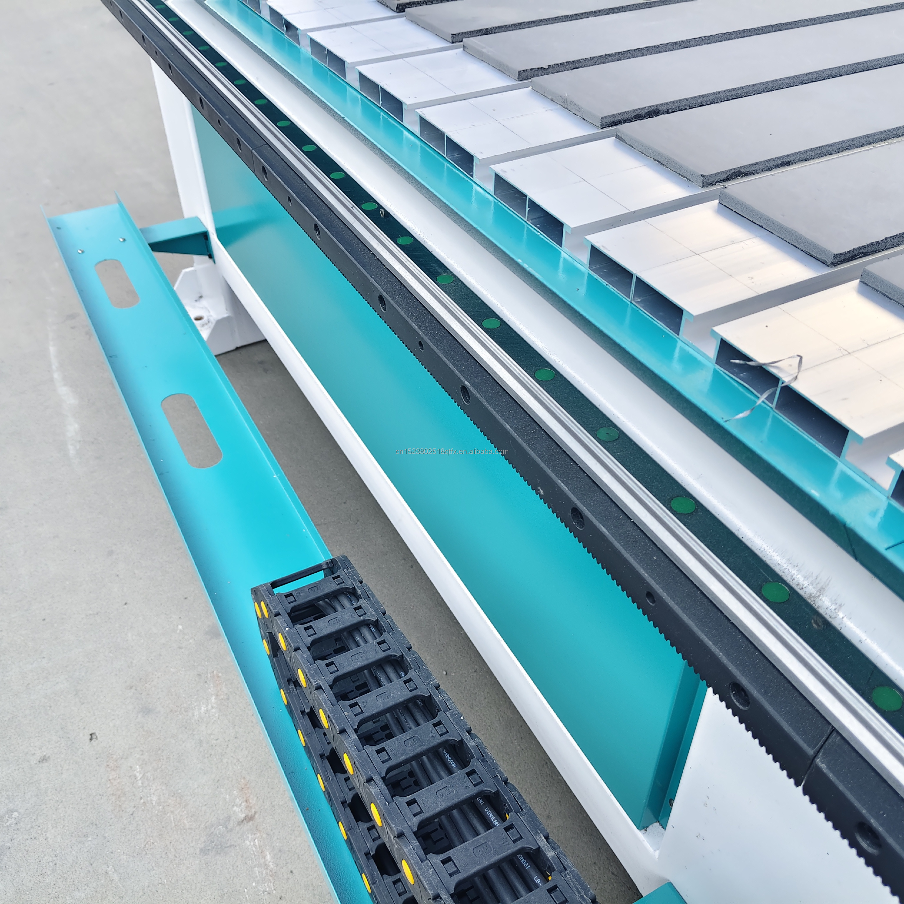 Rail Guide and Rack