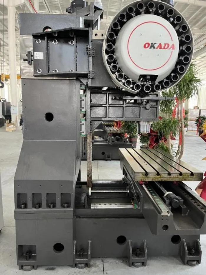 Fraiseuse CNC 5 Axes VMC650 Smaller Vertical CNC Milling Machine 5 Axis For High Accuracy Die Mold Manufacturing