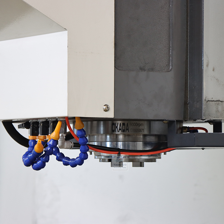 CNC Gantry Machine Center GMC3020 China Best Sell Mazak CNC Milling Machine Frame Cnc Gantry Milling Machine