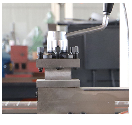 Four-station tool holder