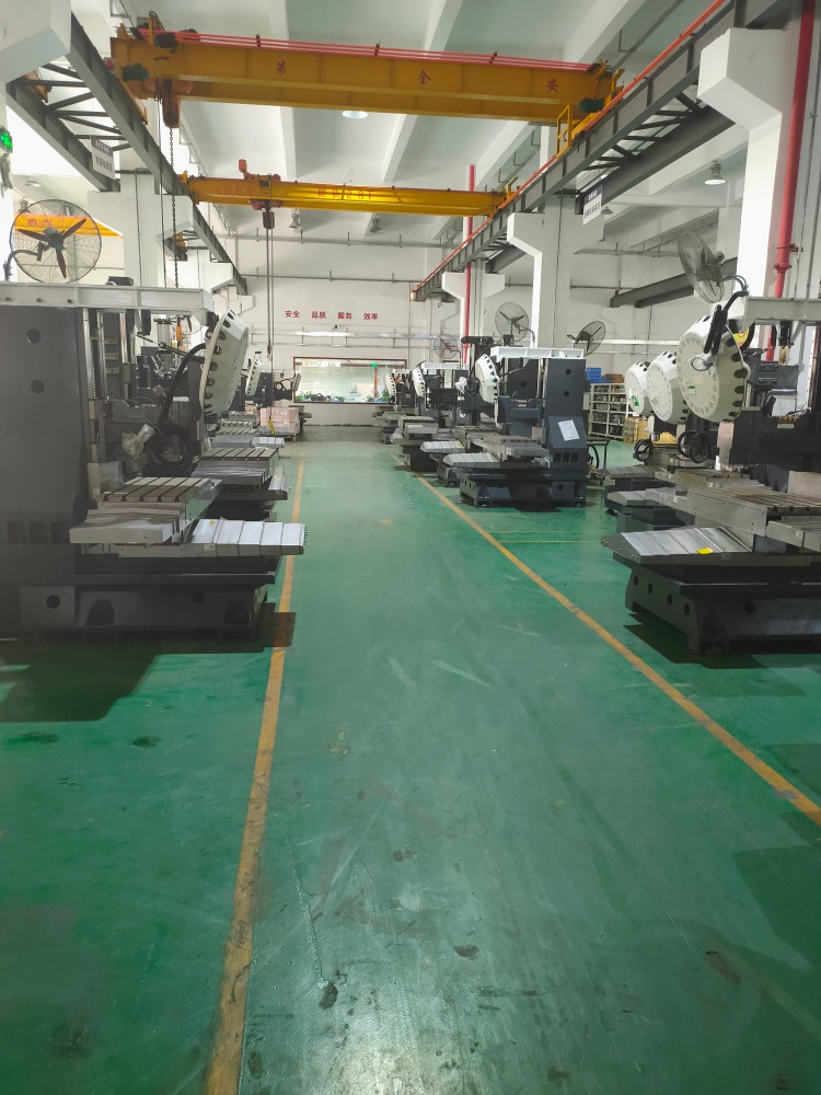 Chinese Vertical BT30 High-Accuracy Metal CNC Machining VMC 3/4/5 Axis Automatic Milling Machining Center