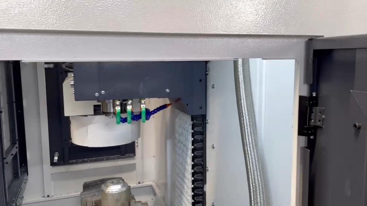 Vertical machining center spindle