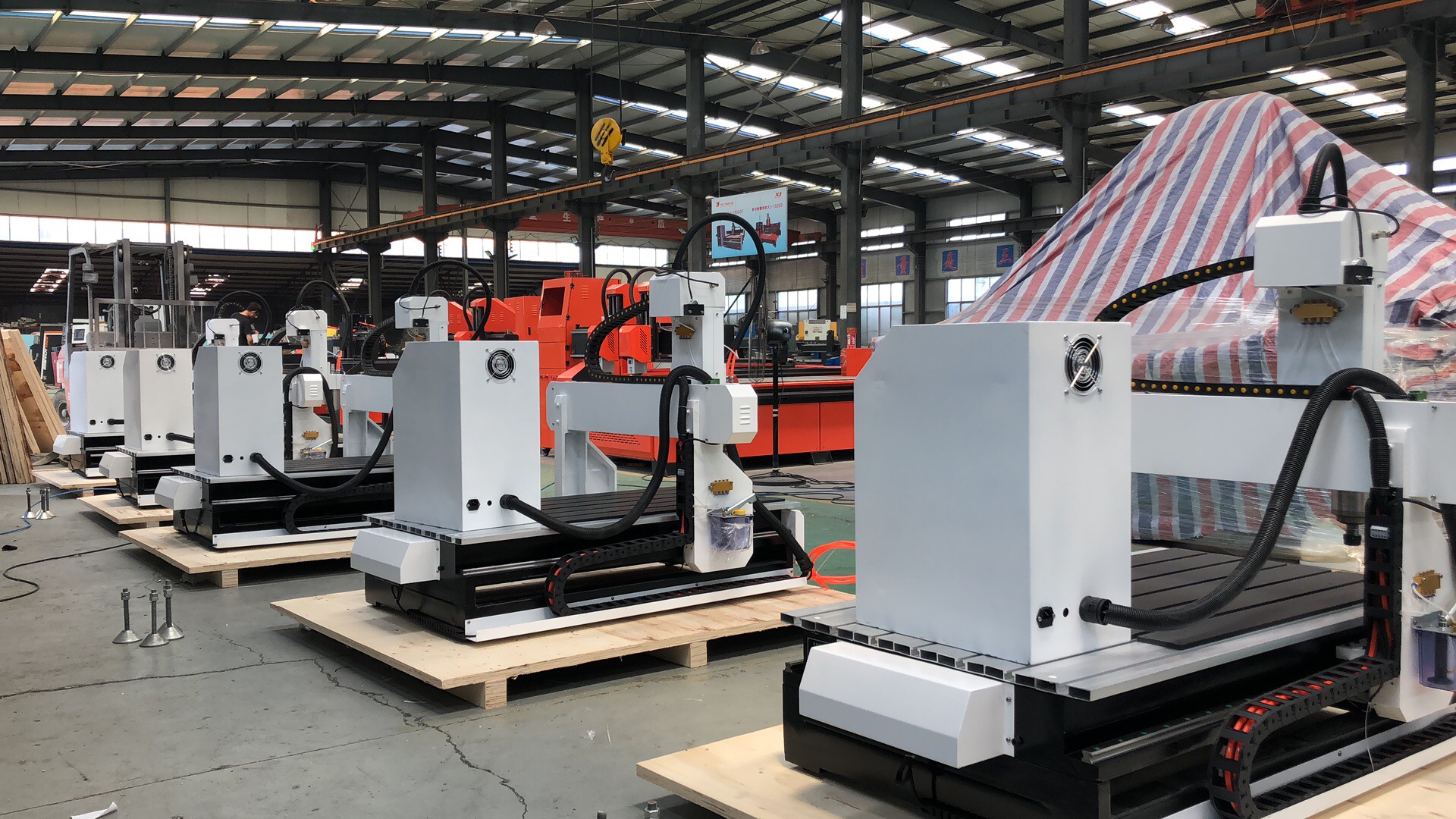 1.5kw 2.2kw 600 X 900 0609 Mini Router Cnc Milling Cutting Machine Desktop Pantograph Machine