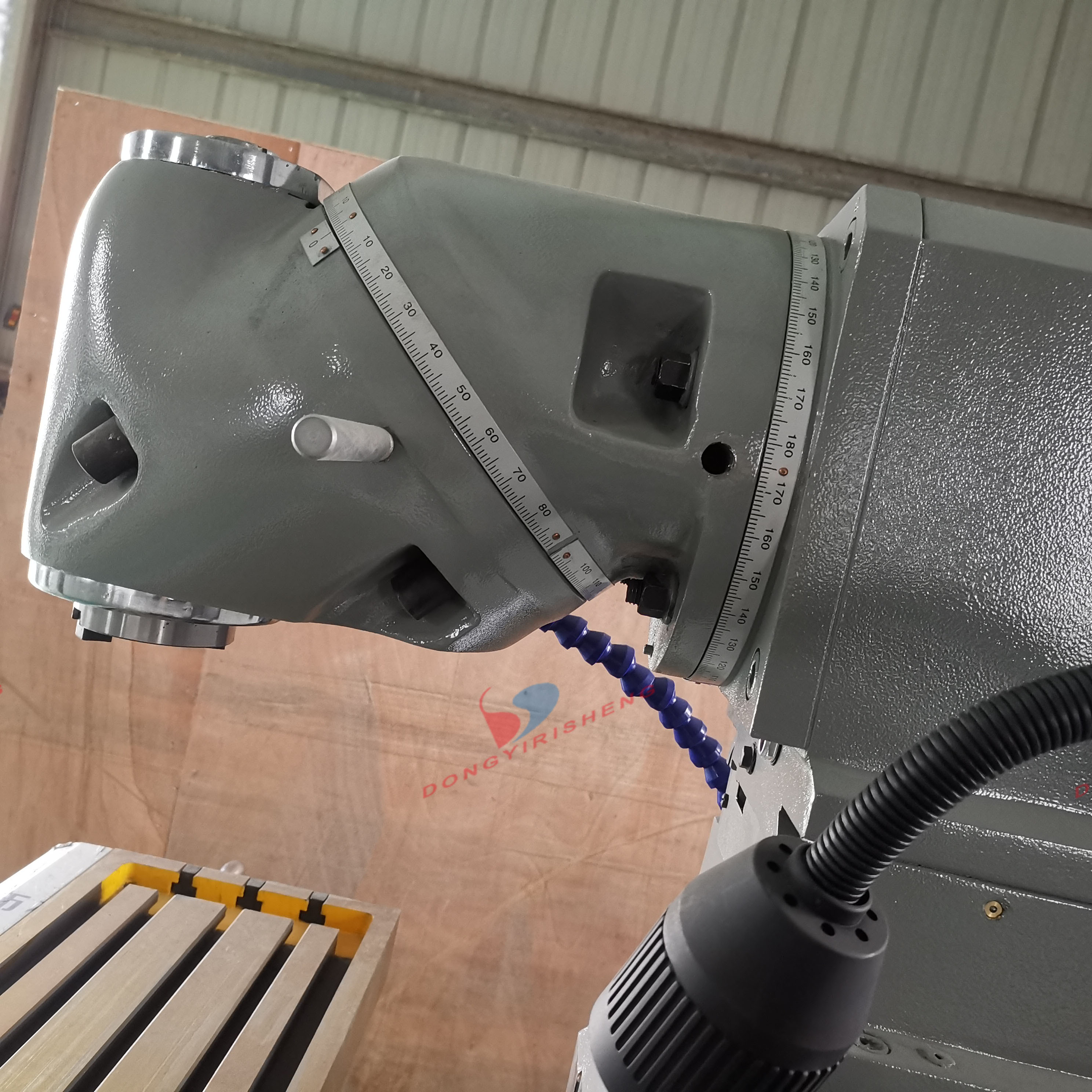 Milling head