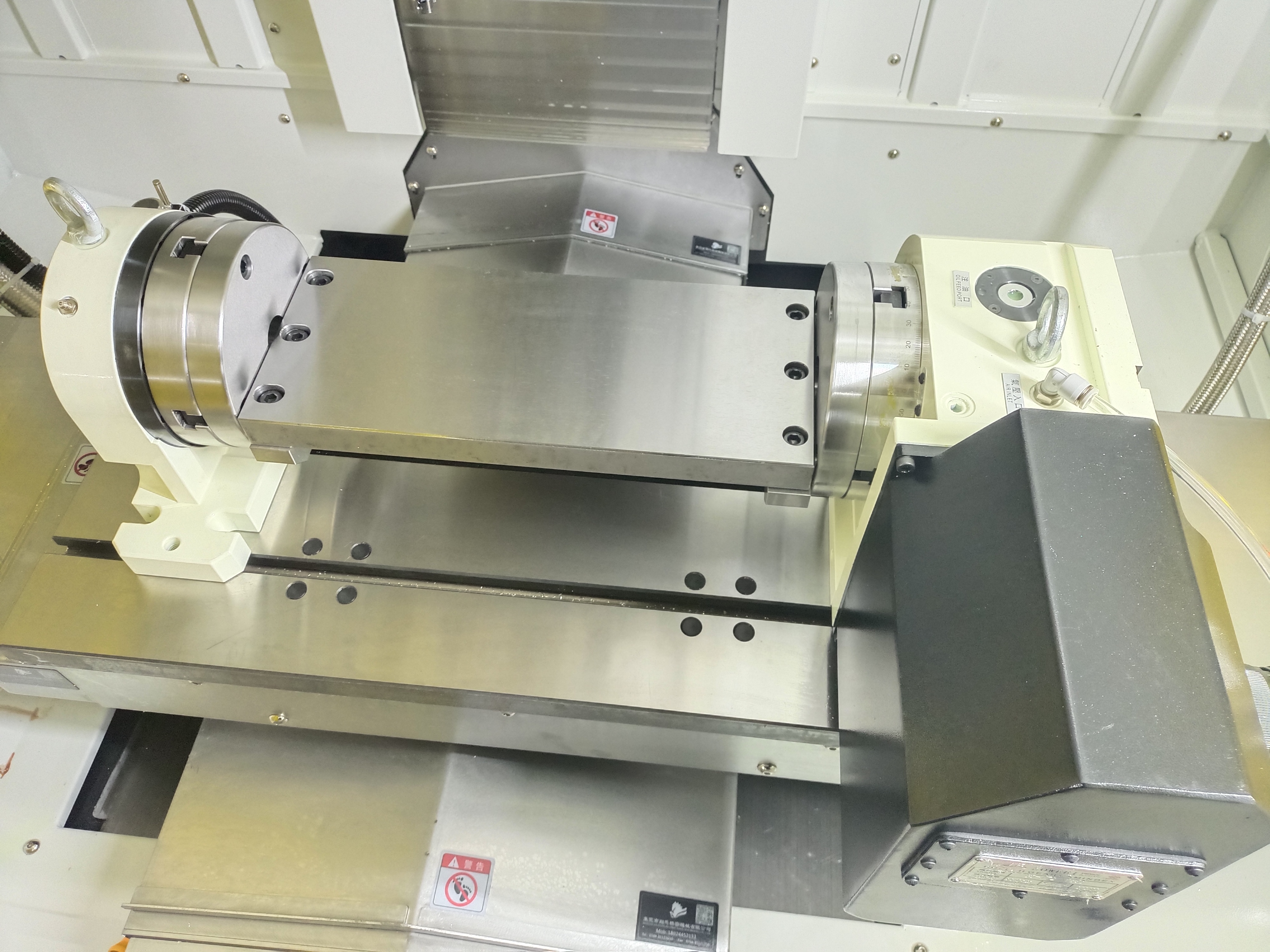 T600 CNC High Speed CNC Milling Machine 20000rpm Spindle Speed Cnc Vertical Machining Center