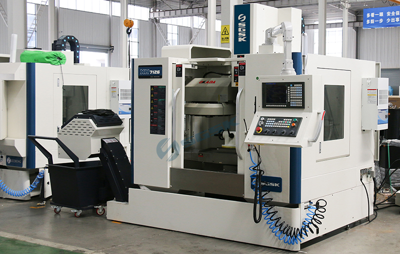 High Quality High Speed Chinese Mini CNC Milling XH7126/XK7126 China CNC Milling Machine Machining Center