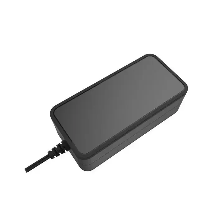 Wholesale AC Universal Travel Adapter Desktop Worldwide Plug Adapter 60W 5000ma Black Manufacturer, Factories