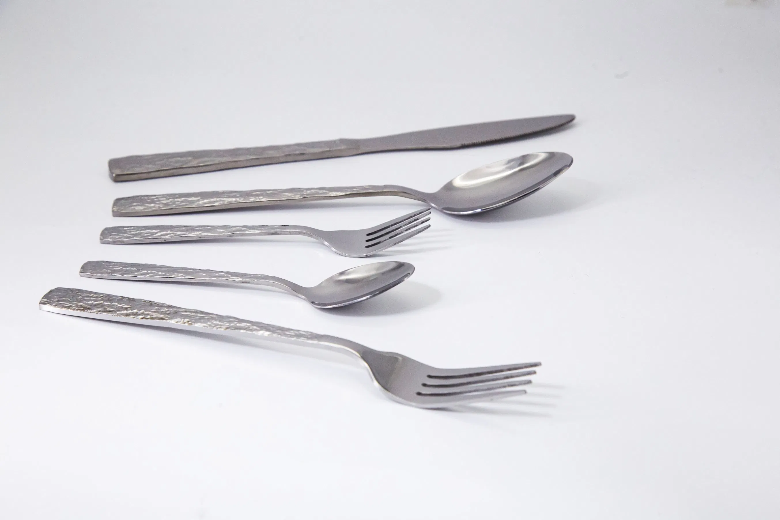 Artisanal Hammered Silver - Accent 25 PCS/Set Stainless Steel Cutlery Set