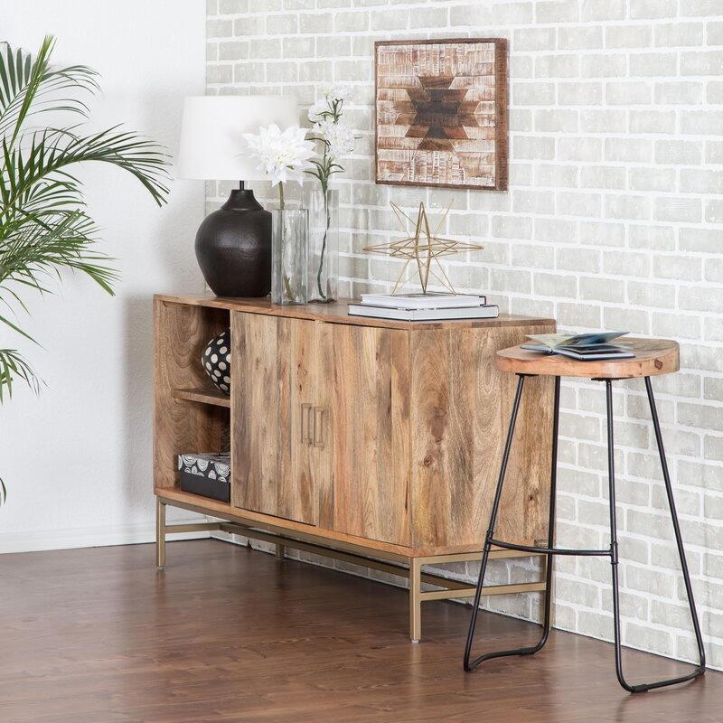 Stylish Contemporary Bar Stool with Wood and Metal Design