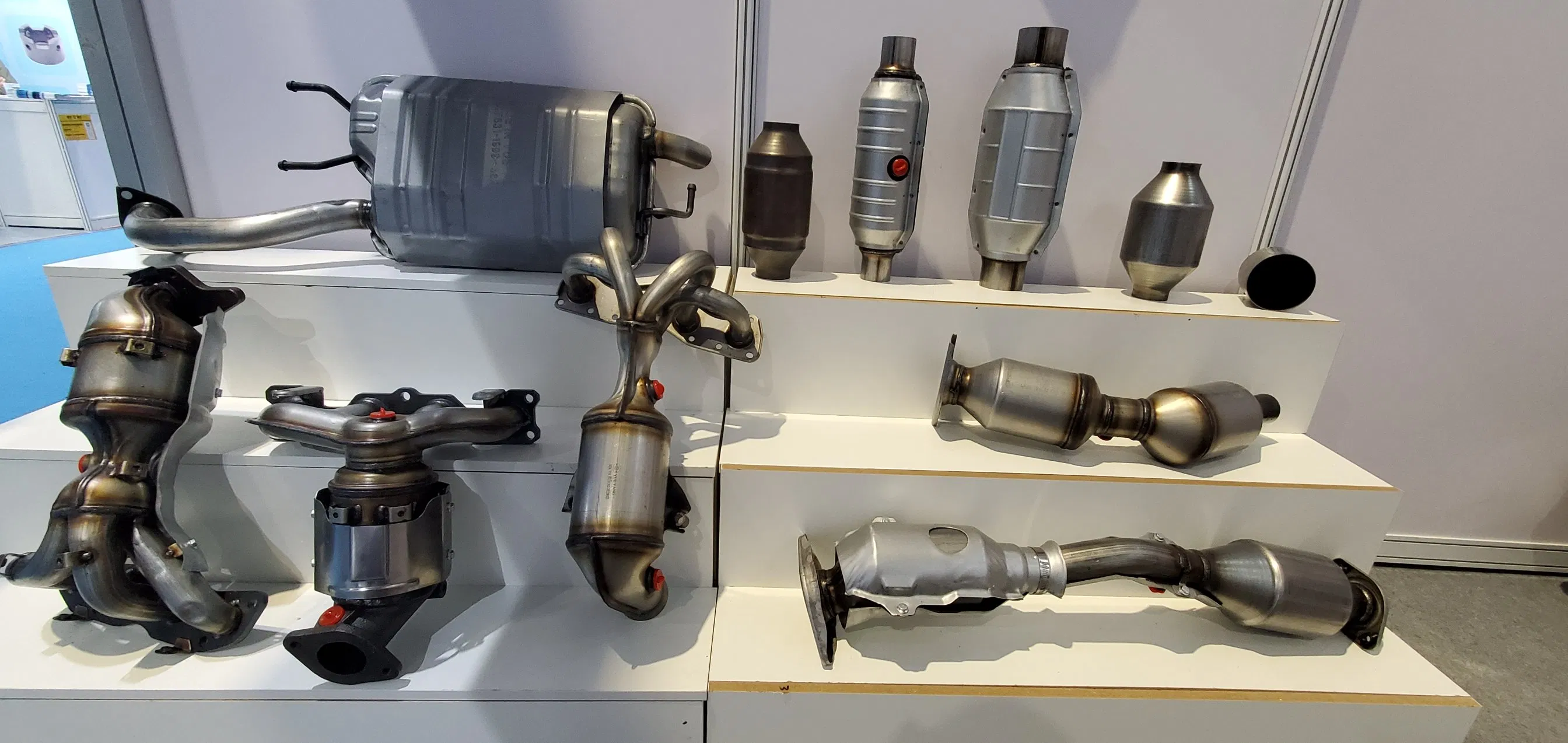 Eueo1 2 3 4 5 6 OBD Catalytic Converter for Hyundai Santa Fe Sonata Accent for KIA Sorento Sportage IX25 IX35 IX45 Tucson