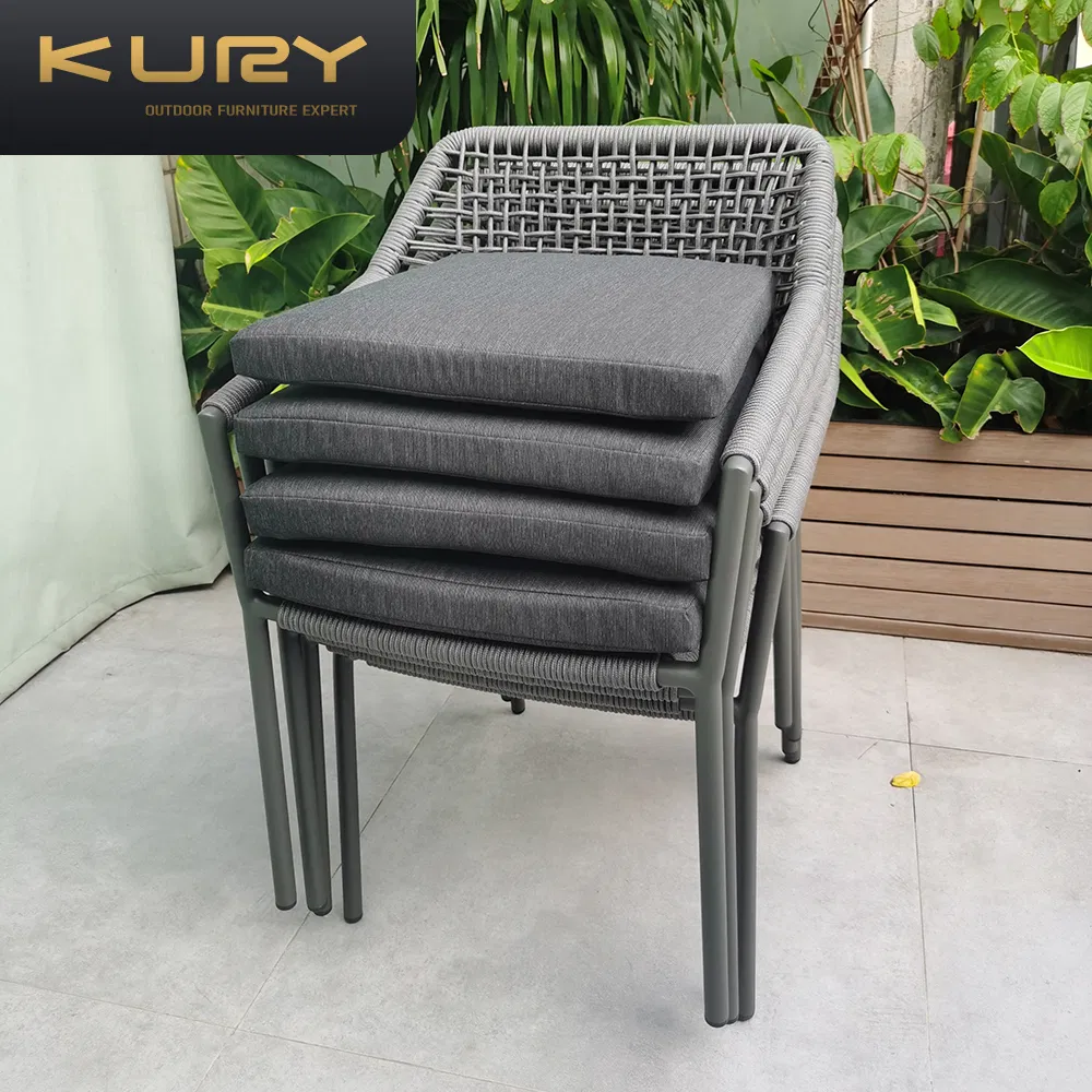 Outdoor Dining Set Overview