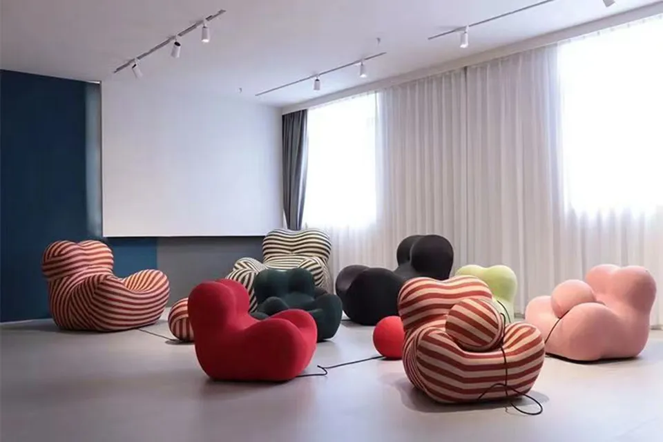 Compression Sofa Details