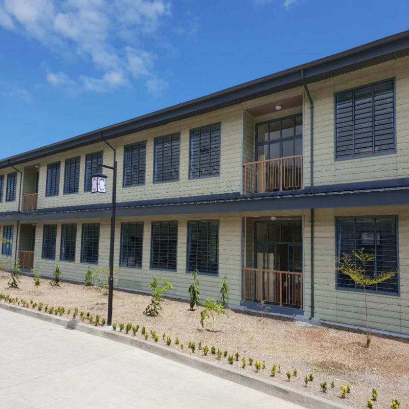 Villa Prefabricada de Lujo, Casa Prefabricada con Diseño de Dos Pisos y Características Personalizadas en la Escuela de Amistad Butuka