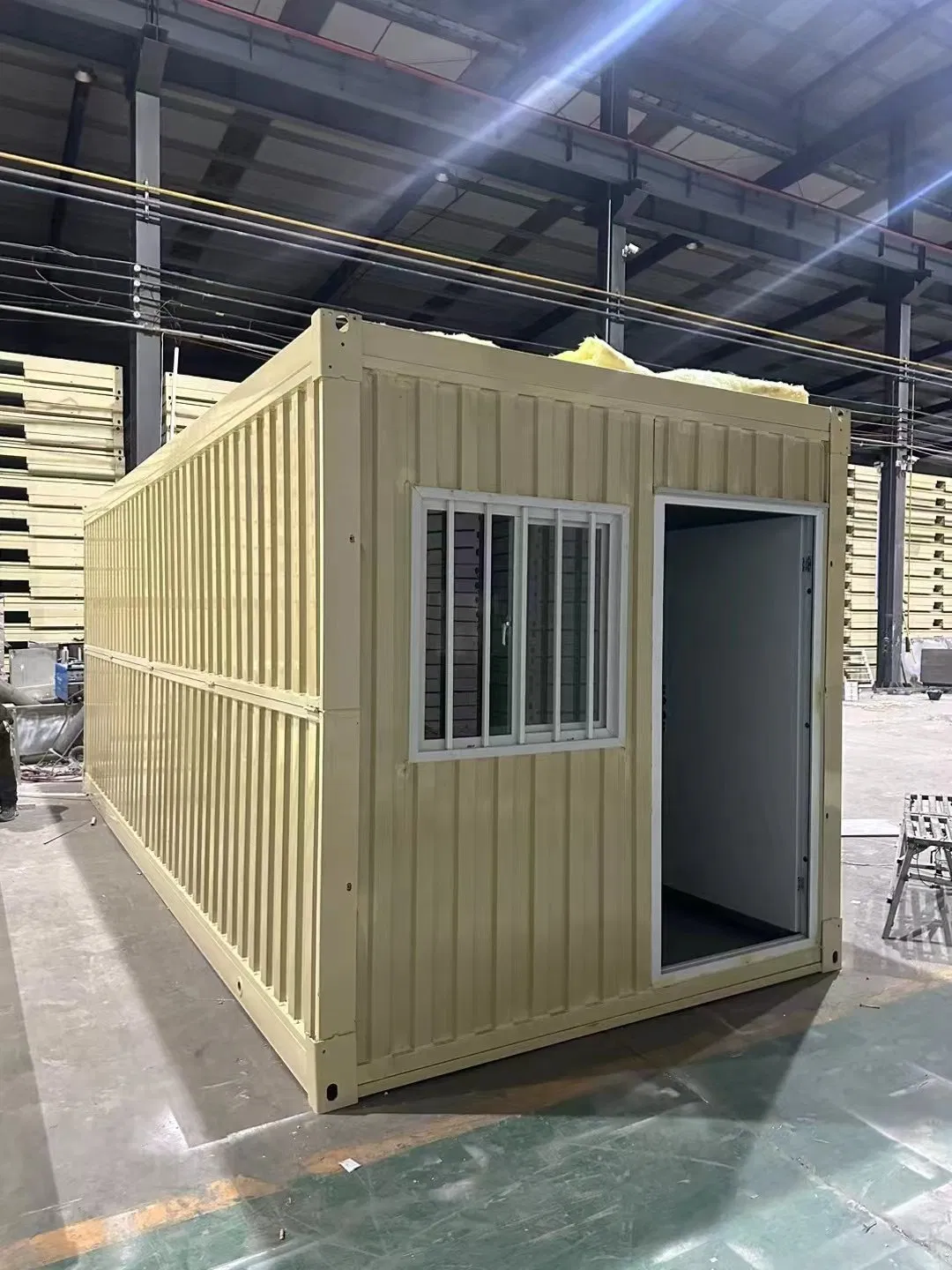 Casa Modular Plegable de Lujo con Diseño Corrugado de Alta Gama