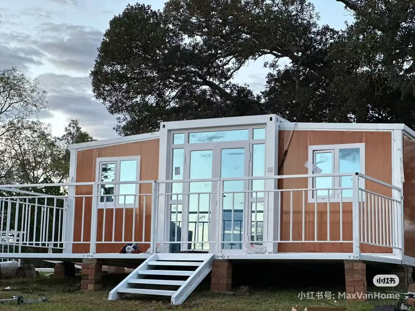 Venta directa de casas prefabricadas, materiales de construcción prefabricados, estructuras de acero, casas modulares de alta gama, casas de tablero de actividad