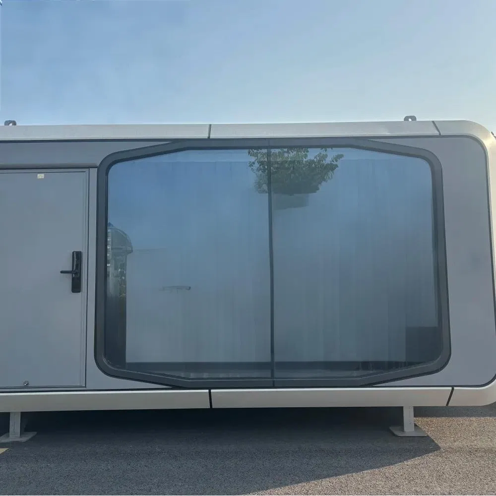Espacio cápsula de glamping ecológico de lujo para buscadores de aventuras