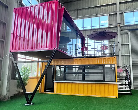Casa de contenedores creativa