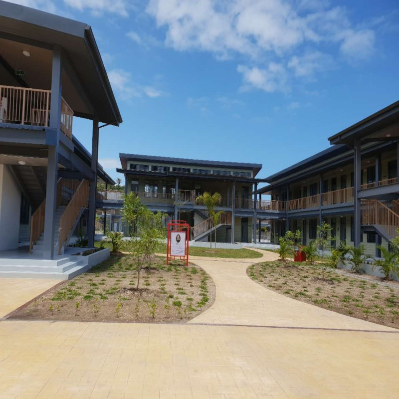 Villa Prefabricada de Lujo, Casa Prefabricada con Diseño de Dos Pisos y Características Personalizadas en la Escuela de Amistad Butuka