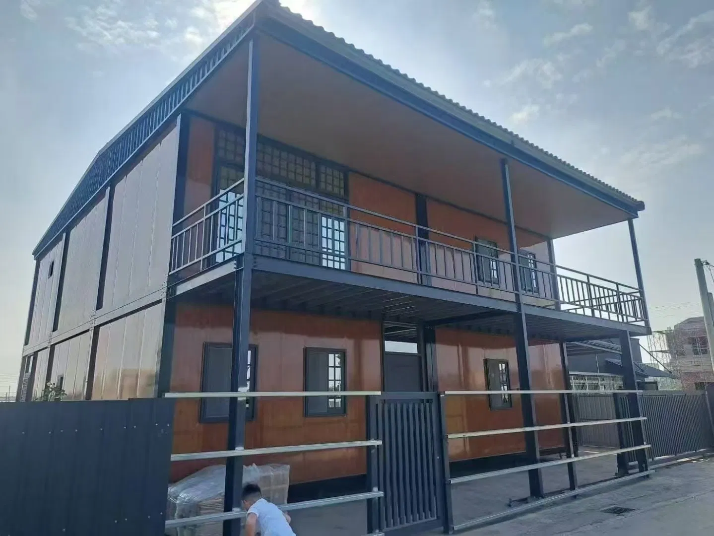 Casa Contenedor Desmontable de Lujo de Dos Pisos 20FT para Apartamento Prefabricado Residencial de Alta Gama