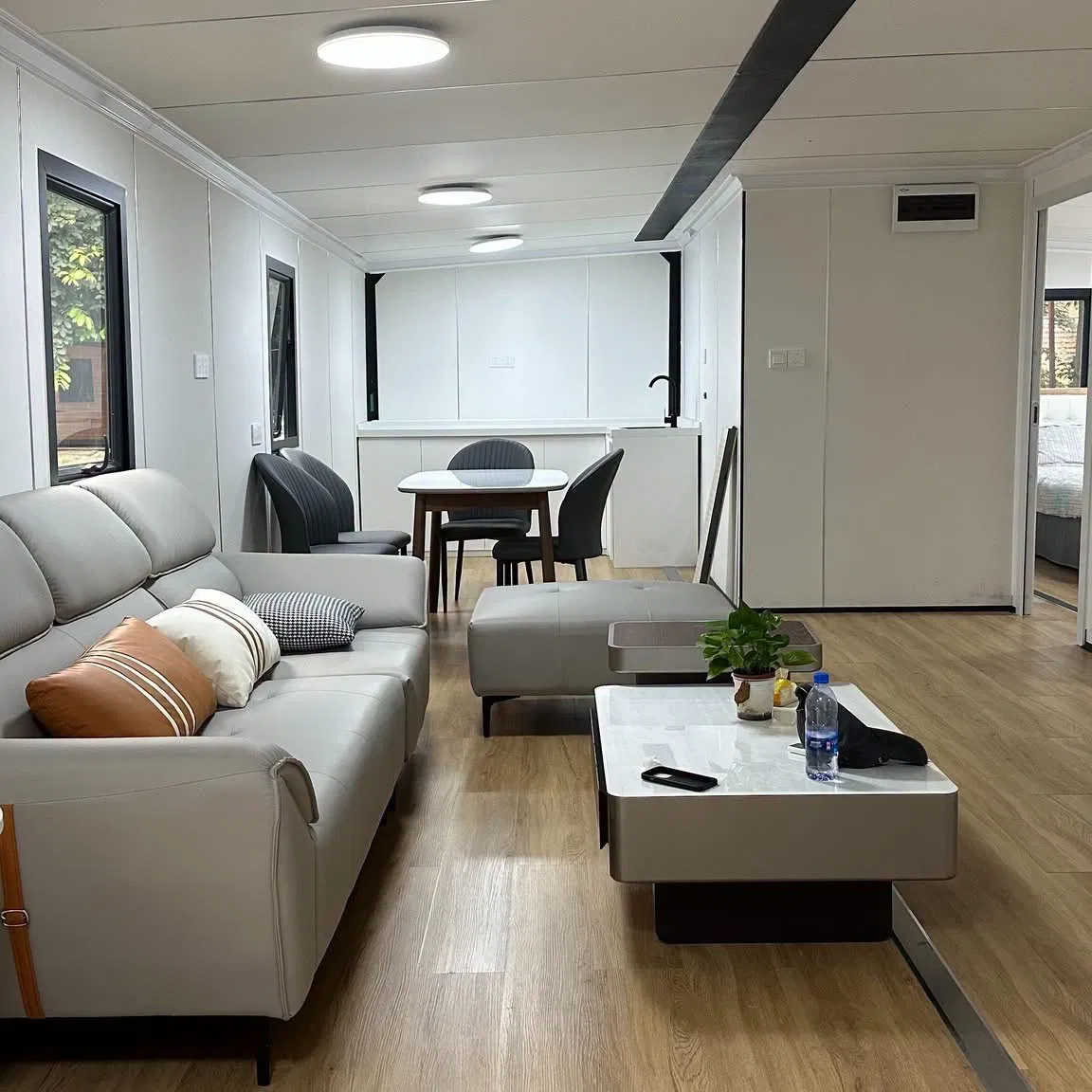 Edificio de exhibición residencial portátil de lujo moderno, casa modelo prefabricada personalizada