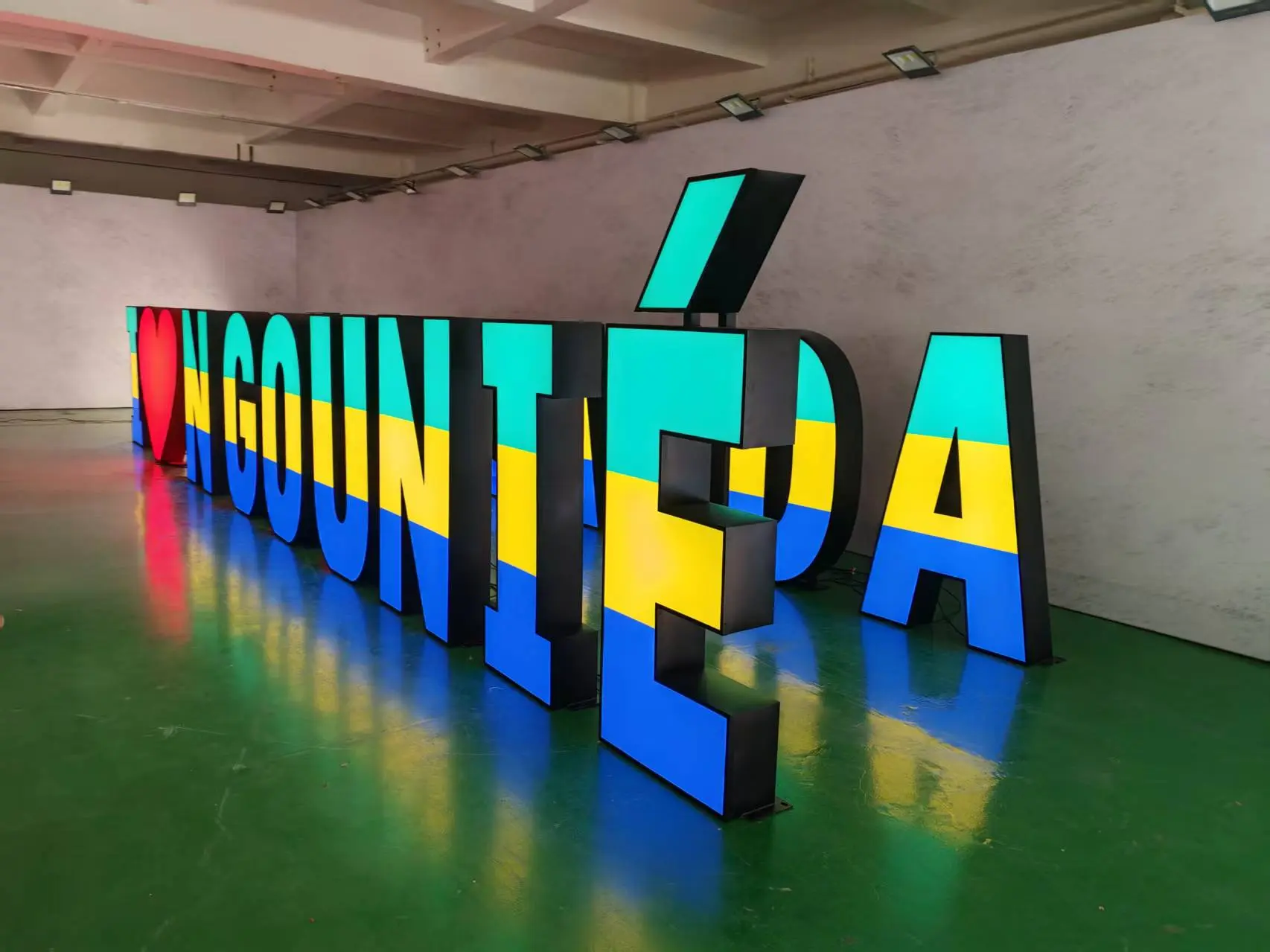 Giant LED Letter Signage