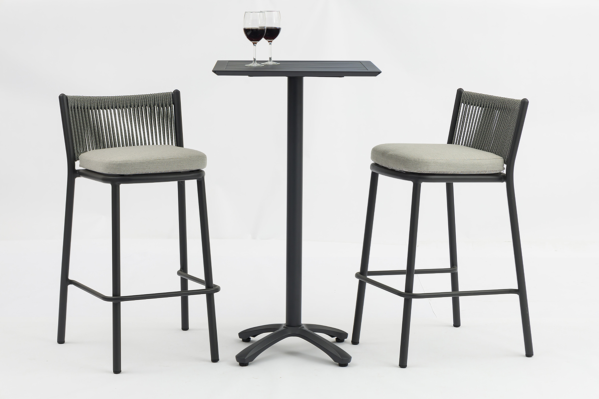 Luxury Bar Stool Display 1