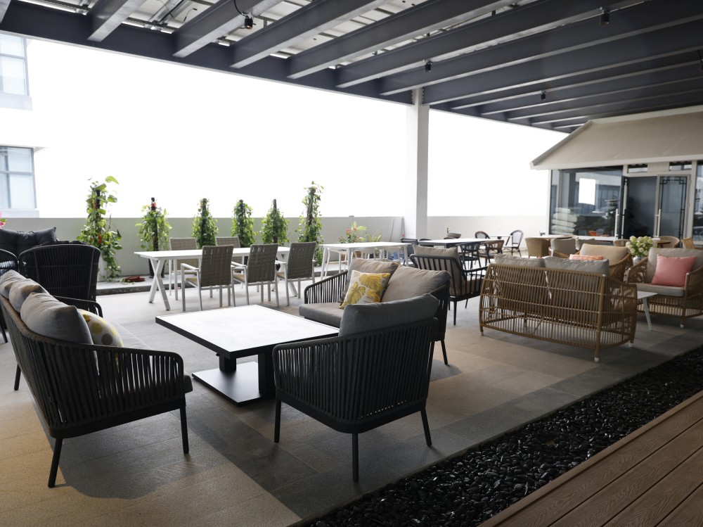 ADS Outdoor Furniture Modern Manufacturing Equipment and Technology