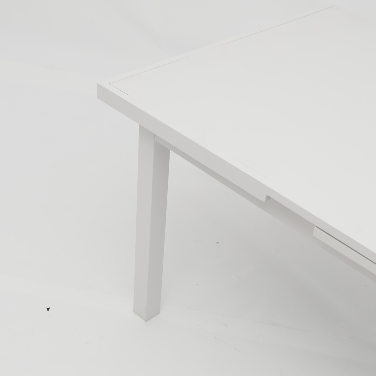 Outdoor Table Display 5