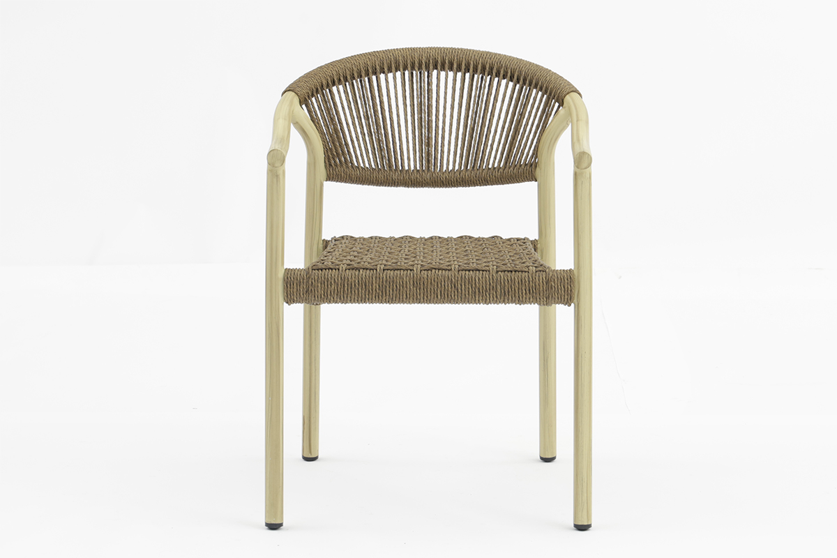 Outdoor dining stackable chair
