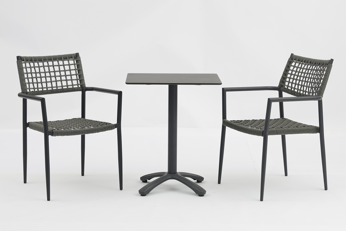 Outdoor Table Detail
