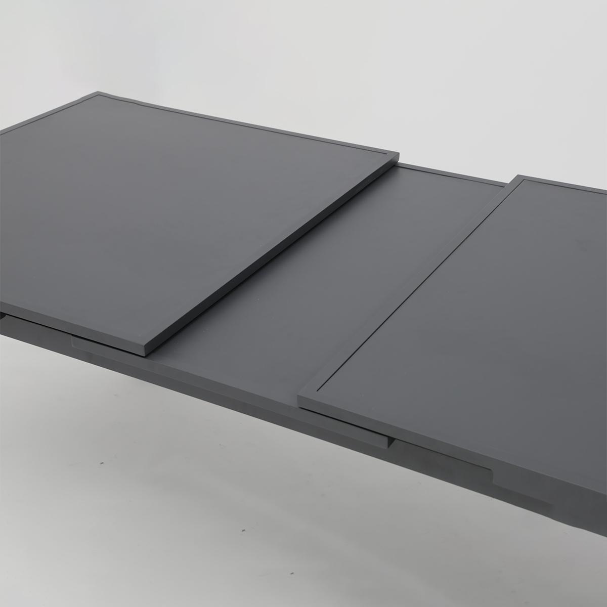 Outdoor Table Display 3