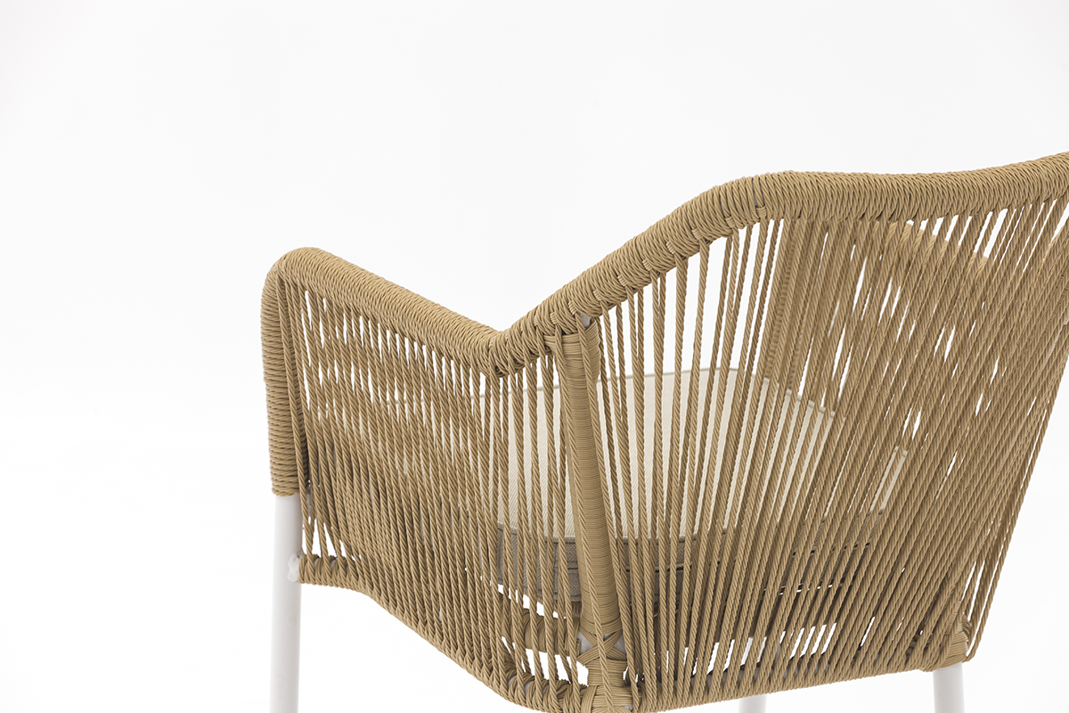 Outdoor Chair Display 1