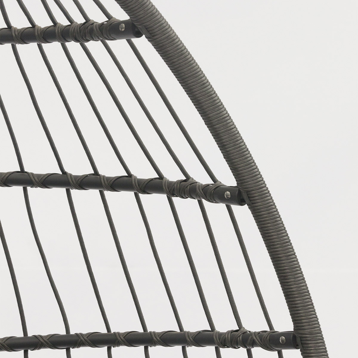 Outdoor furniture Luxurious PE Rattan hanging chair