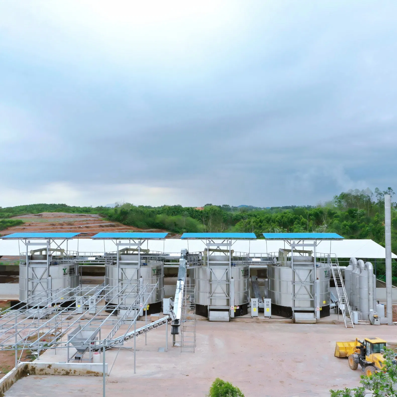 Innovative Agricultural Machinery for Odor-Free Livestock Manure Composting