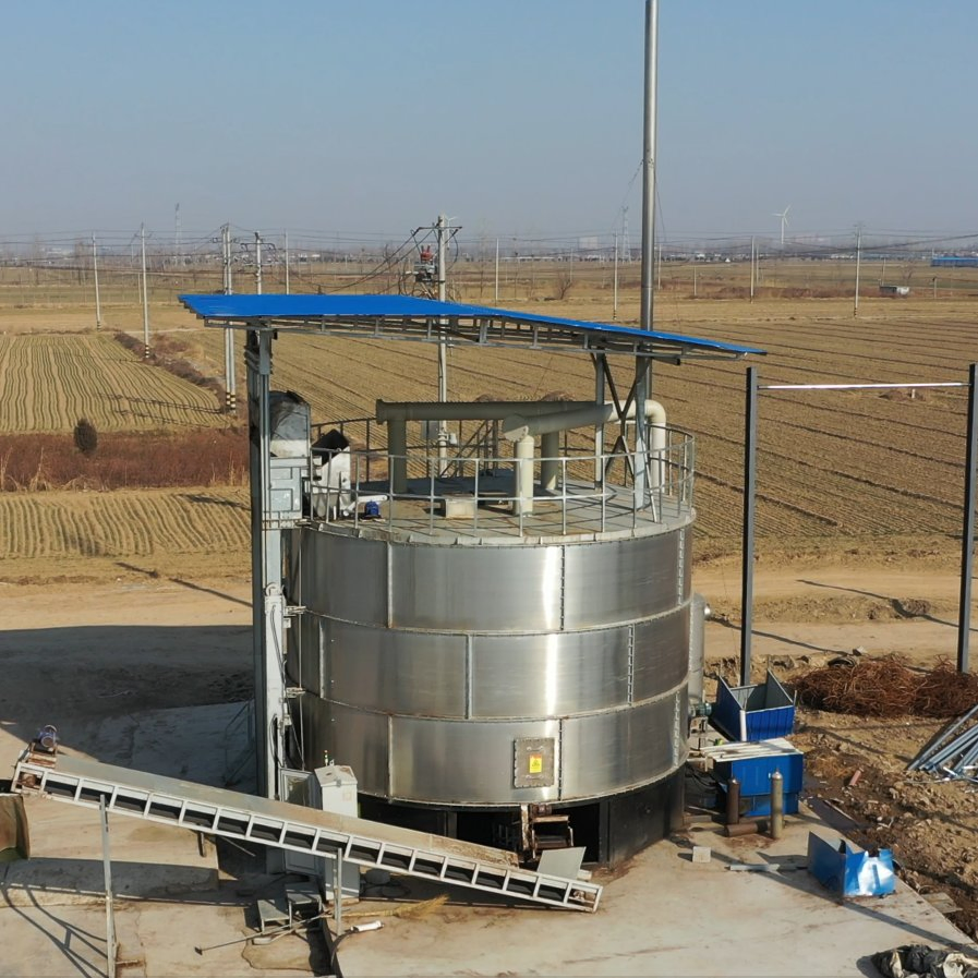 Innovative Livestock Manure System for Fully Automatic Composting Process