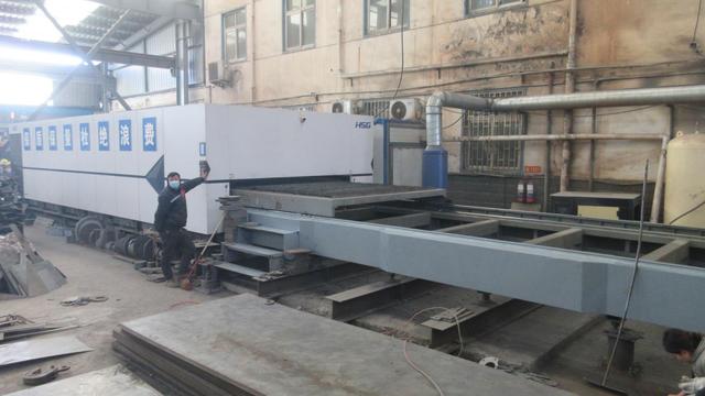 Agricultural waste recycling and manure composting system