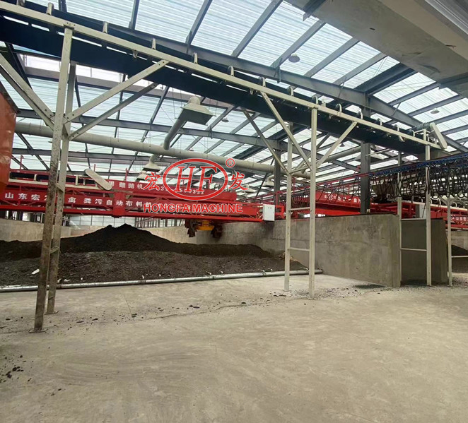 Food Waste to Fertilizer Recycling Machine Organic Food Waste Cow Pig Sheep Chicken Manure Waste Composting Machine Turning Plant
