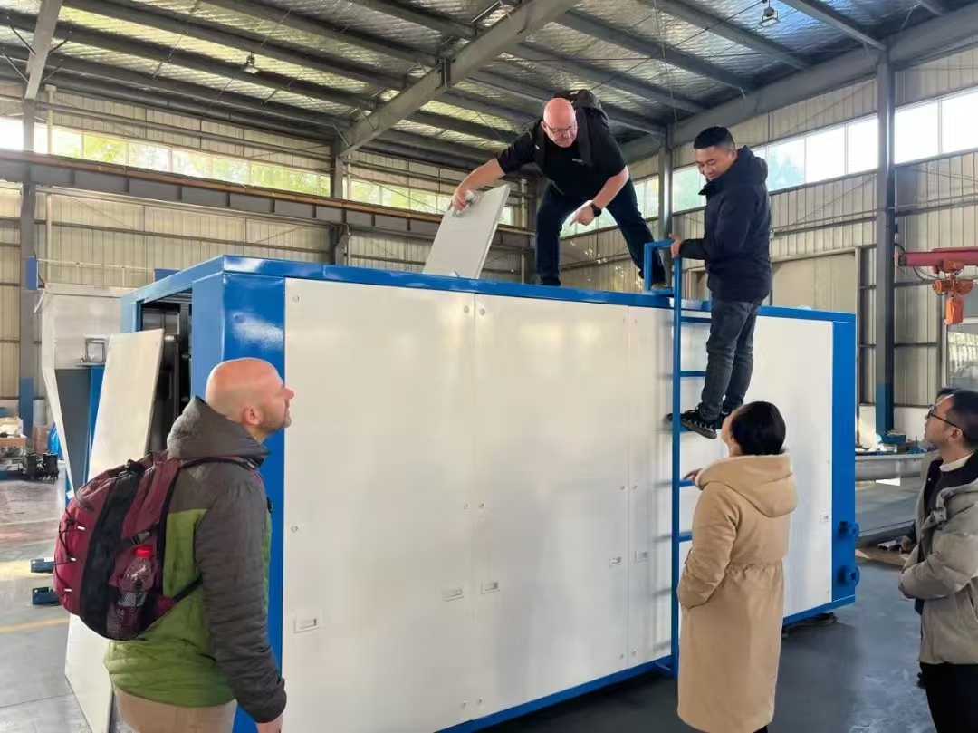 Factory Sell Anhui Tianjian Commercial Use Food Waste Automatic Restaurant Organic Waste Composting Machine 50kg/d 380V Aerobic