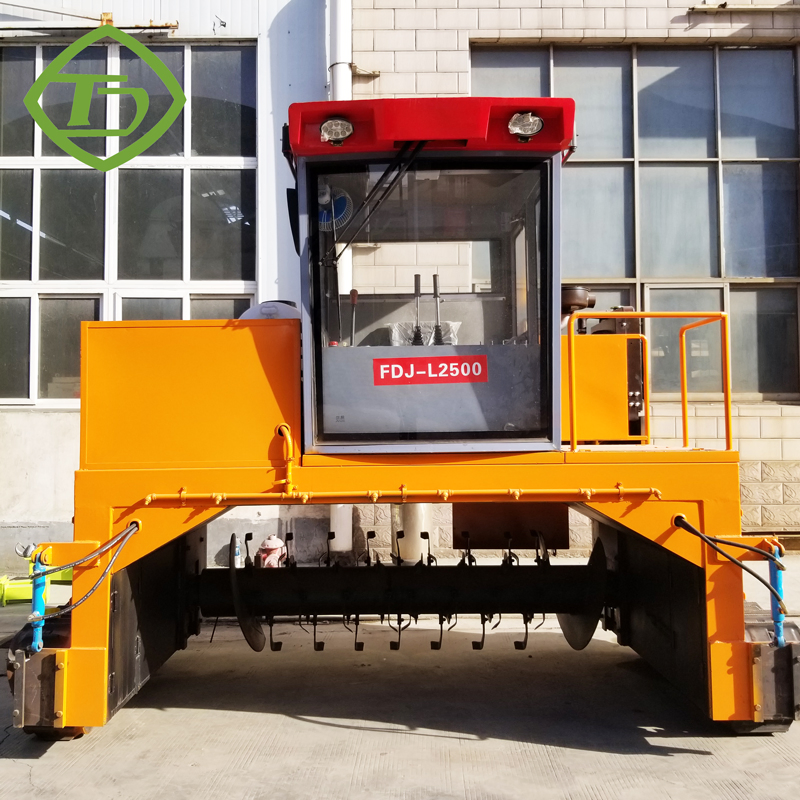 Turning Compost Machine Organic Waste Fermentation Composting Machine for Sale