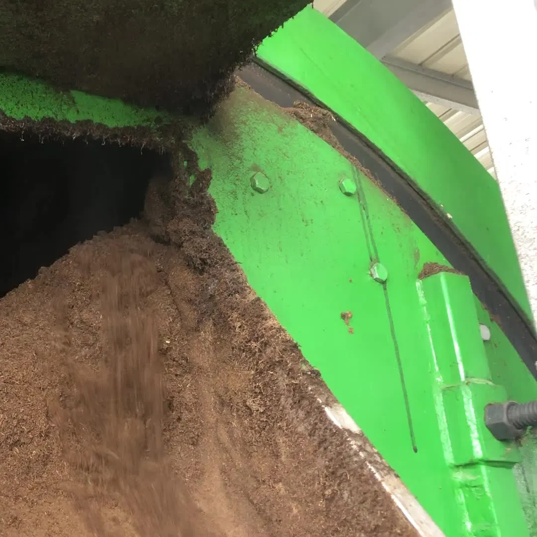 Dairy Manure Composting Equipment (CE Certified, 5-8 TPD) - in-Vessel Composting System