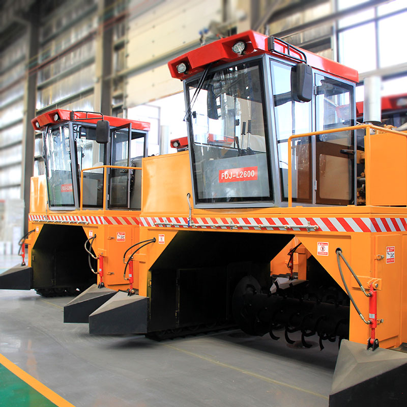 Outdoor Motorized Organic Fertilizer Composter with High Productivity for Garden Waste Recycling