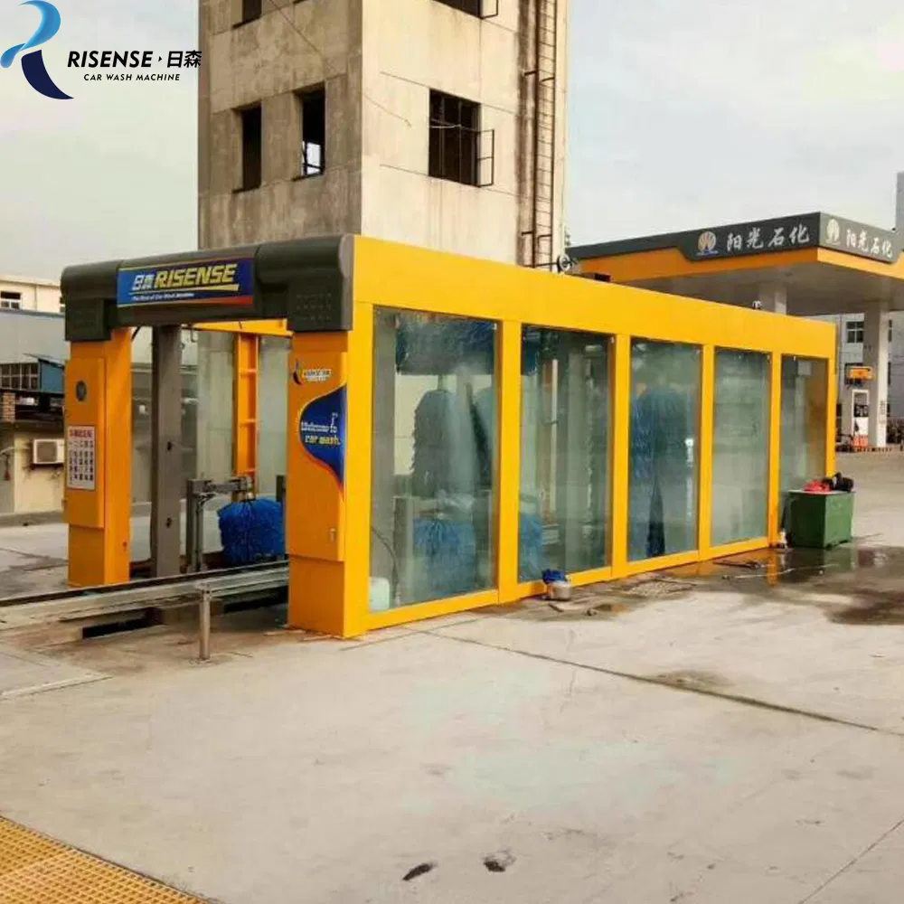 نظام تنظيف سيارات نفق أوتوماتيكي بالكامل مع حزام ناقل وغسل هيكل السيارة 9 فرش تنظيف