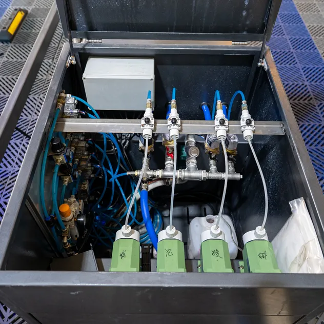 نظام غسيل سيارات سريع 360 بدون لمس مع شمع رغوي وتجفيف