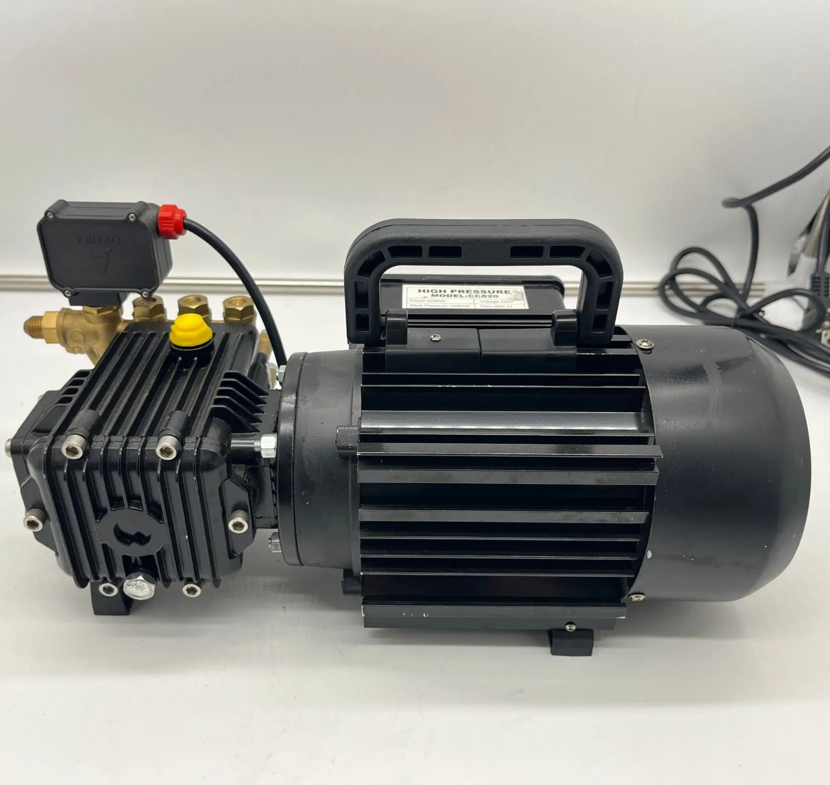 2200W غسالة محرك أوتوماتيكية لغسيل السيارات ذات ضغط عالي