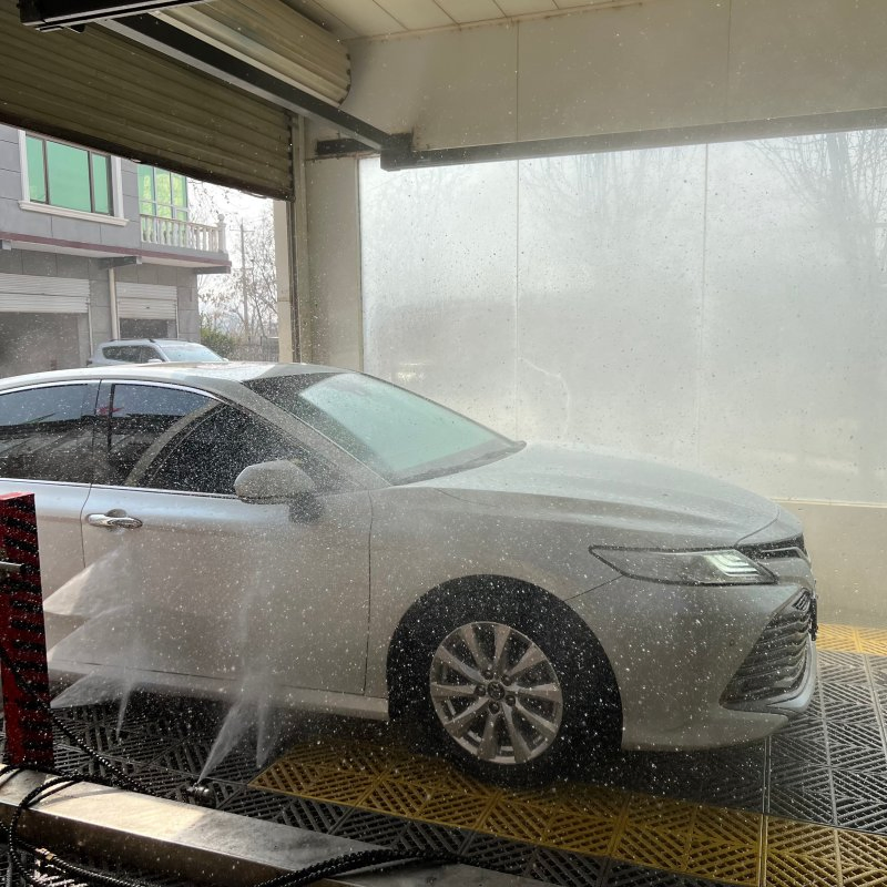 آلة غسيل سيارات أوتوماتيكية بدون لمس ذات جودة صناعية 380V 15kw نظام غسيل سيارات بضغط ماء عالي لعمل غسيل السيارات