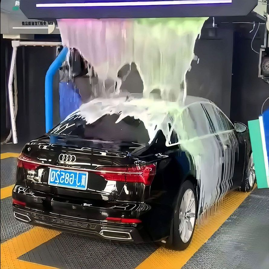 نظام غسيل سيارات متقدم بدون لمس بسعة تخزين مياه 15kw