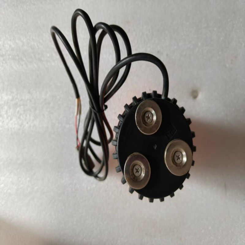 Magnetic Mount Warning Light - Easy Installation on Cranes &amp; Trucks