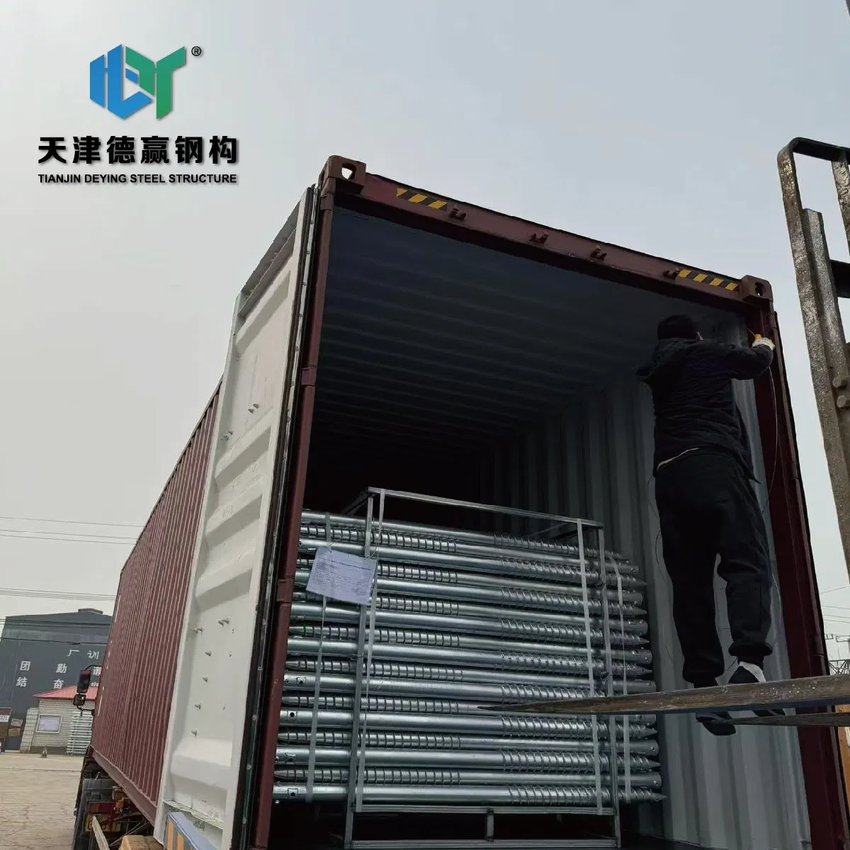 Dwin Ground Screw Mounting System for Solar Projects