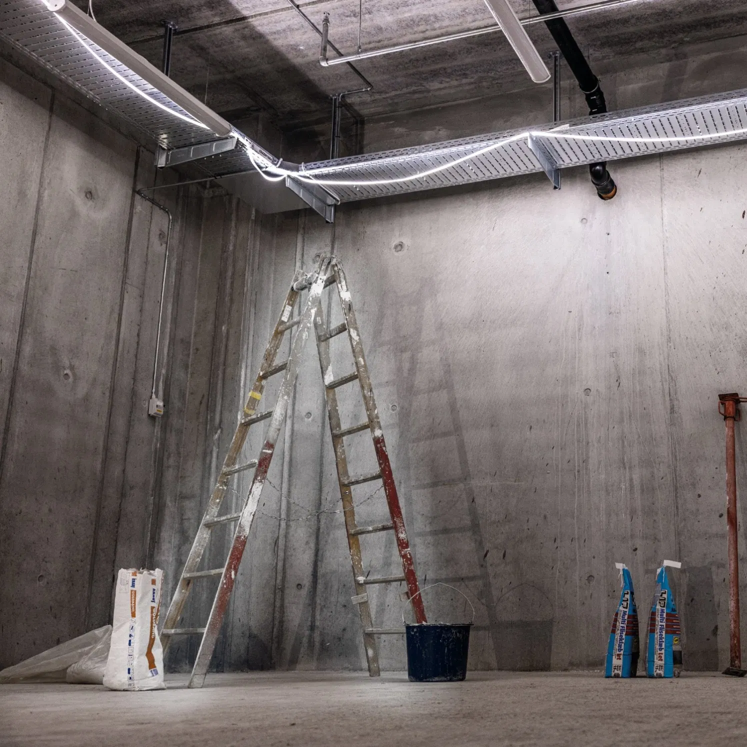 High Brightness Construction Site Tower Work Light Portable LED Strip Light