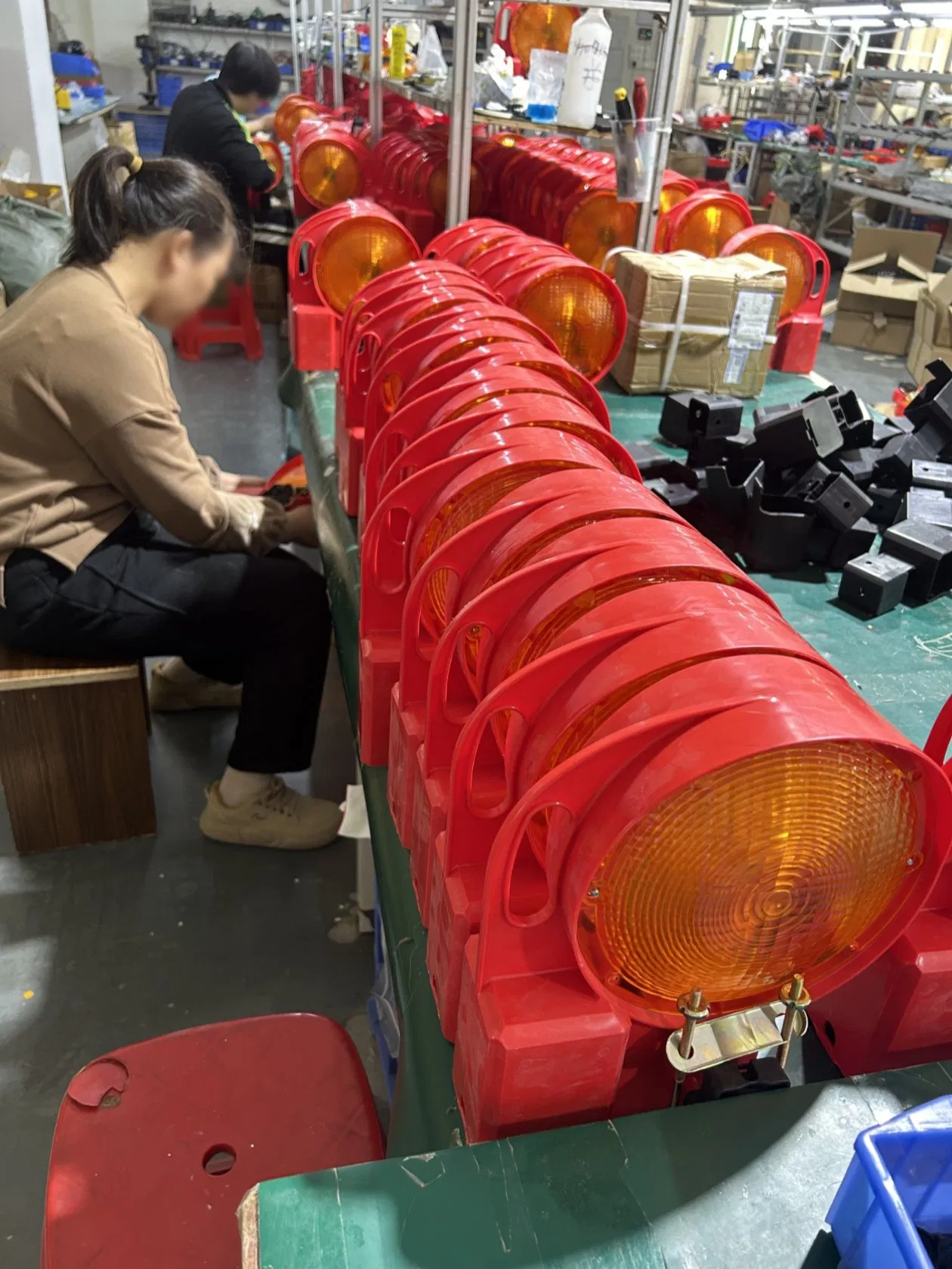 LED Flashing Warning Light for Road Safety and Traffic Control